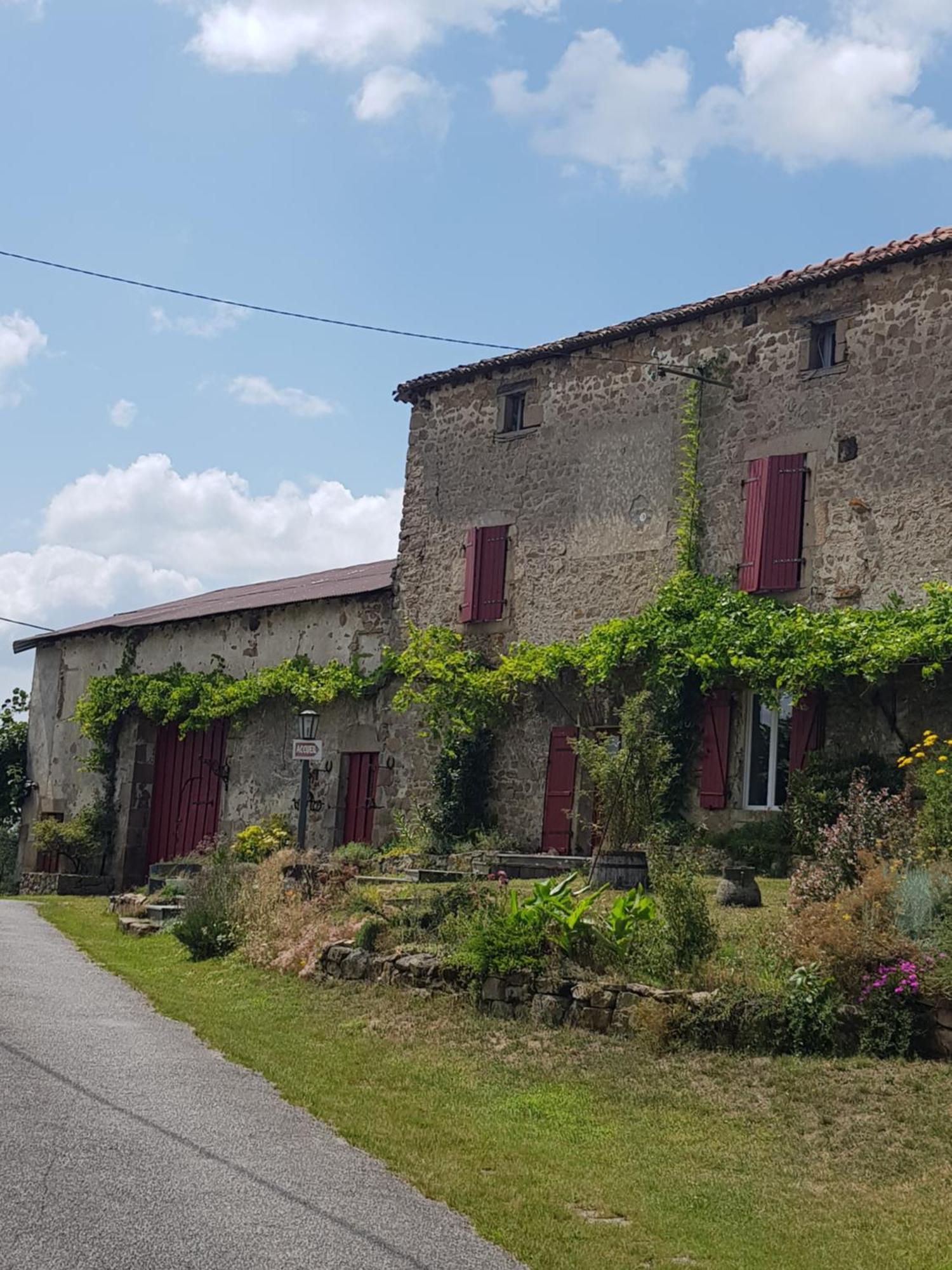 Les Forges De Planechaud Bed & Breakfast Saint-Sornin-Leulac Exterior photo